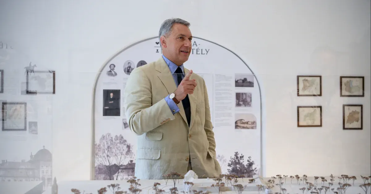 Tisza Párt: Köszönjük, hogy Lázár János saját magát vádolta meg bűncselekmény elkövetésével