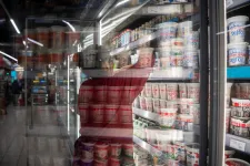 Segítünk Lázár Jánosnak, hogyan lesz a 140 forintos tejből 400 forintos, mire a boltba ér