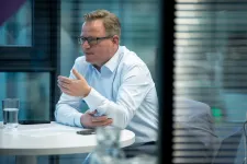 „Kristálygömböm nincs” – de Pataki Márton látja, merre tart a dohánypiac