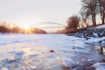 Nem tilos a pletyka, de még csak nem is falu Pletykafalu, a legviccesebb városrész