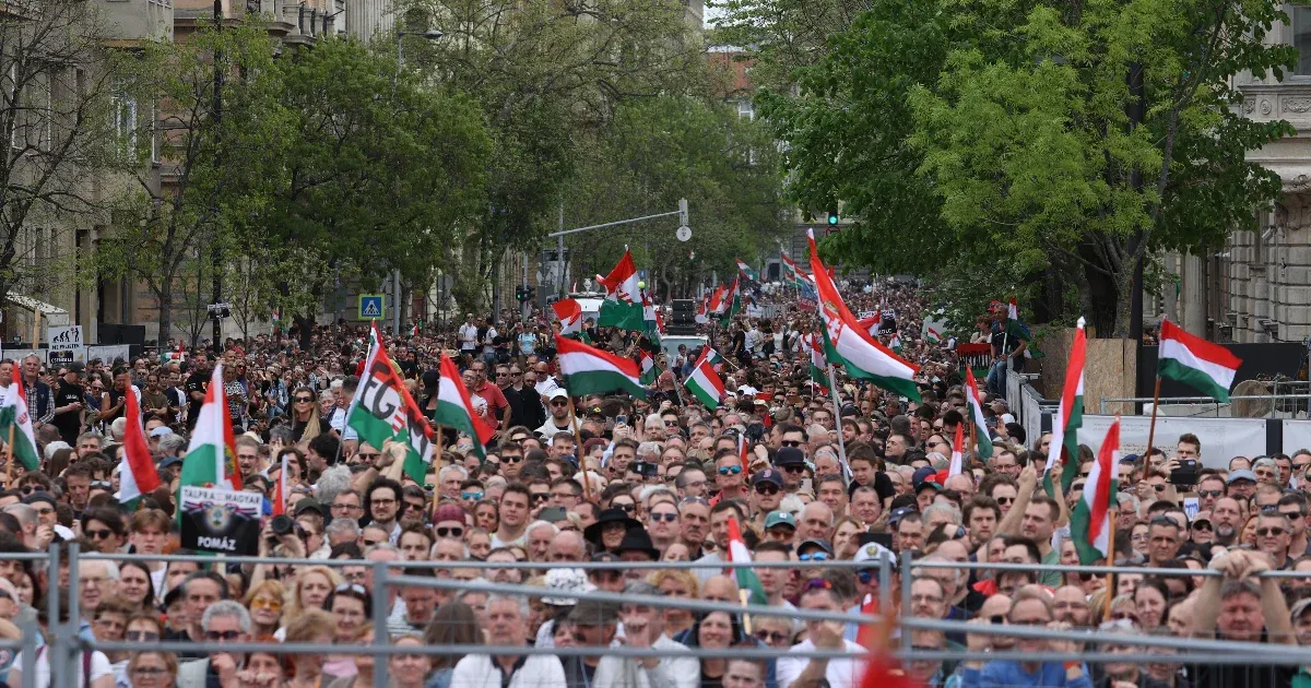 Nemzeti Menetet hirdetett Magyar Péter március 15-re