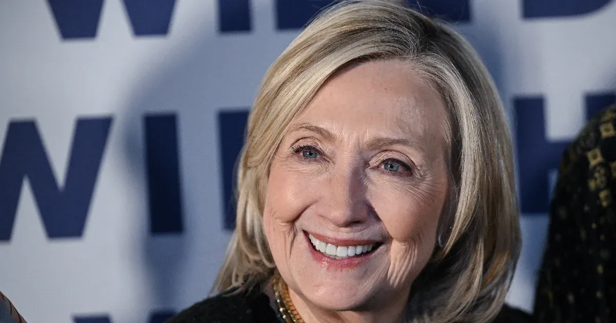 Hillary Clinton az Epstein-akták eltussolásával vádolja a Trumpékat