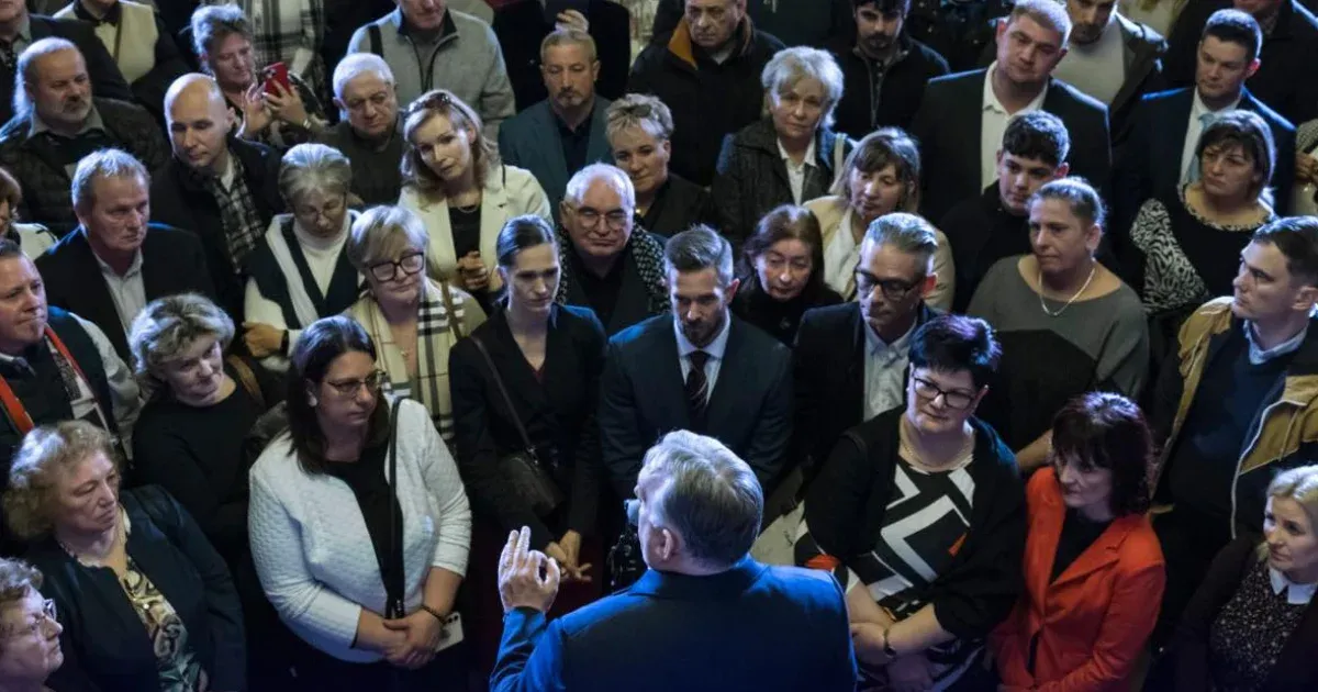 Orbán azt mondta Sümegen, hogy túl jól állnak