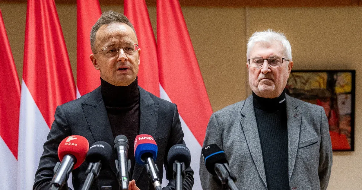 Szijjártó szerint beruházások előtt mindig megkérdezik a helyieket, csakhogy ő a „helyiek vezetőit” érti alattuk