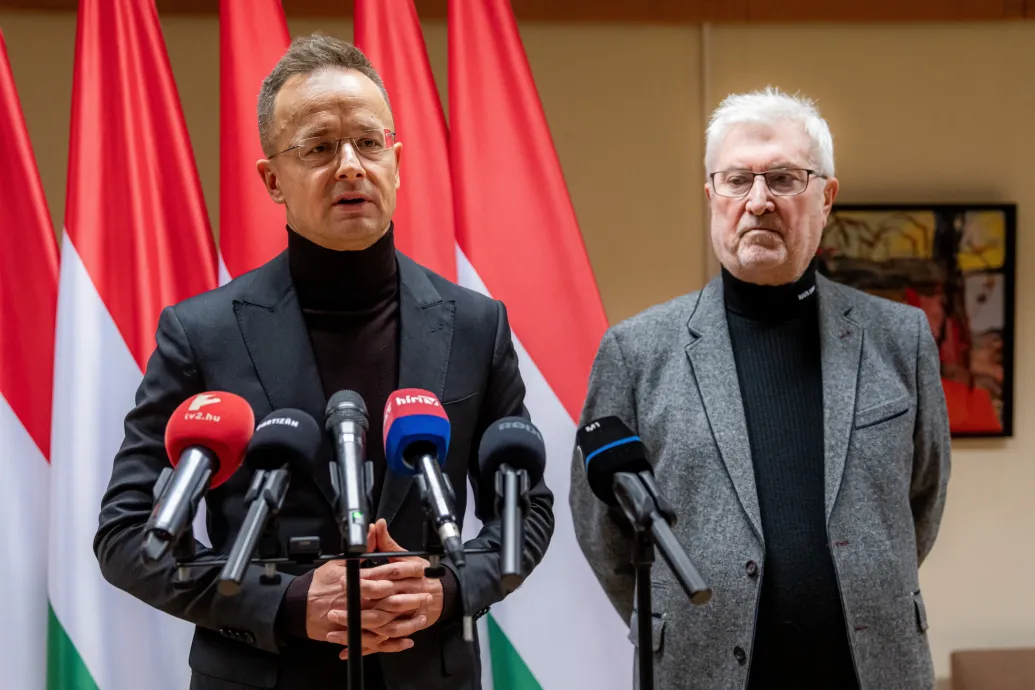 Szijjártó szerint beruházások előtt mindig megkérdezik a helyieket, csakhogy ő a „helyiek vezetőit” érti alattuk