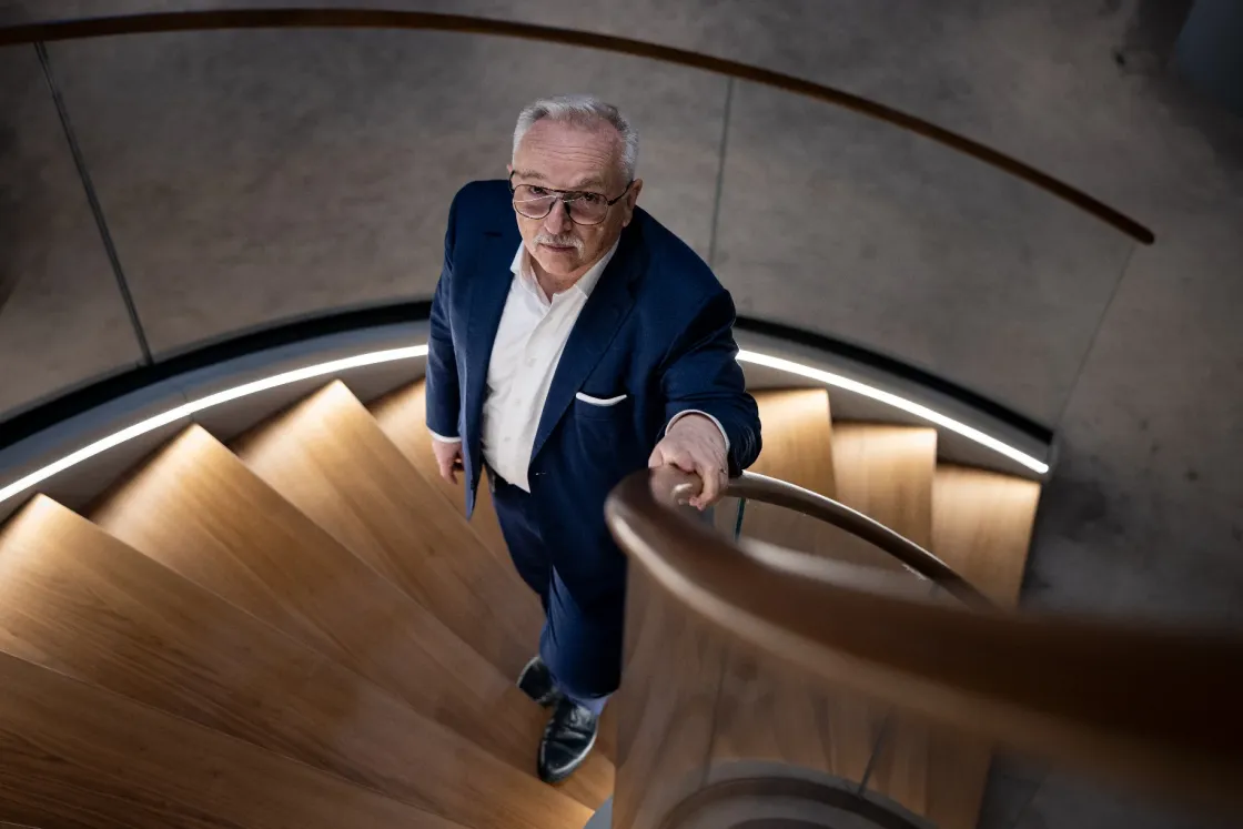 Hernádi Zsolt: Imádom az európai szolidaritást, magyarul pusztuljon a szomszéd tehene is