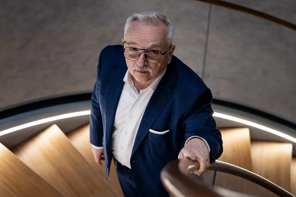 Hernádi Zsolt: Imádom az európai szolidaritást, magyarul pusztuljon a szomszéd tehene is