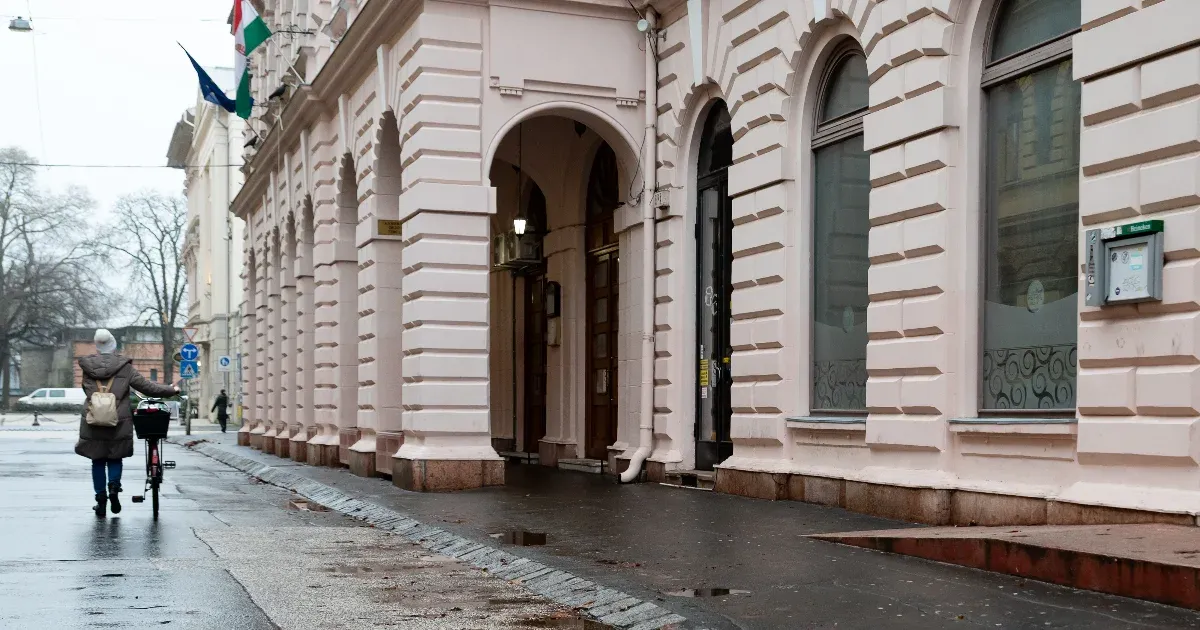 Szegeden bezárt egy klub, rejtélyes okokkal.