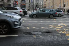 Budapesti kátyúleltár: több mint 26 ezret találtak, amiből mostanra 24 ezret kijavítottak