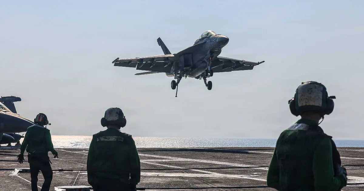 Támadópozícióba rendeződtek az amerikai csapatok, már majdnem minden a helyén egy Irán elleni támadáshoz