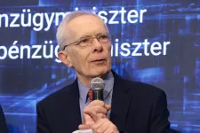 Bod Péter Ákos szerint nem a nemzetgazdasági miniszter dolga eldönteni, hogy hány bank működjön Magyarországon