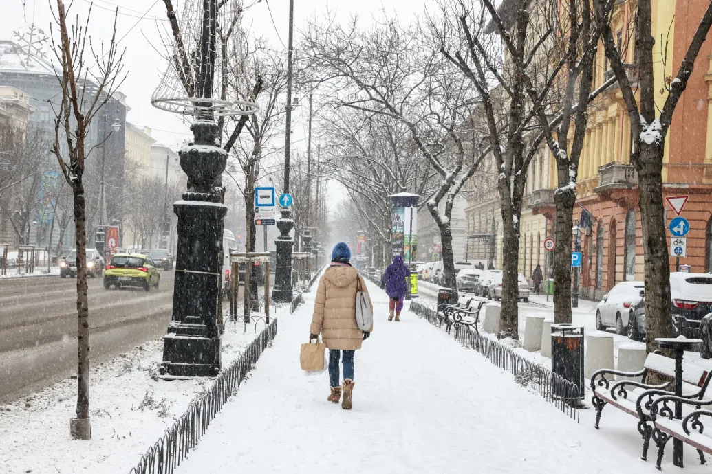 Ismét elő lehet venni a hólapátot, az ország több pontján is havazásra lehet számítani