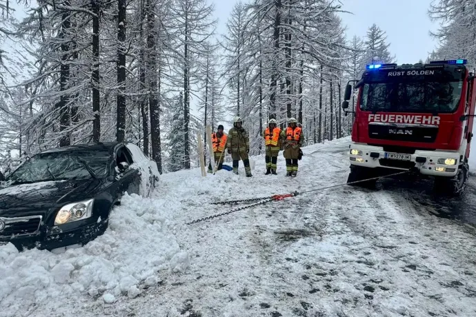 Nyugatról jön a havazás, narancs riasztást adtak ki hófúvás miatt több megyében