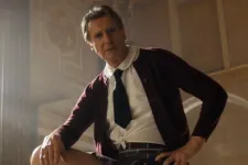 Újra csupasz a pisztoly