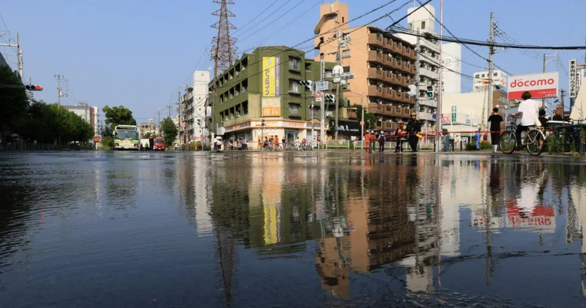 Egy titokzatos adományozó 21 kilónyi aranyrudat adományozott Japán elöregedő vízrendszerére