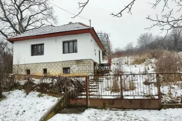 Csend, természet, filléres ingatlanok – ez még mindig Magyarország