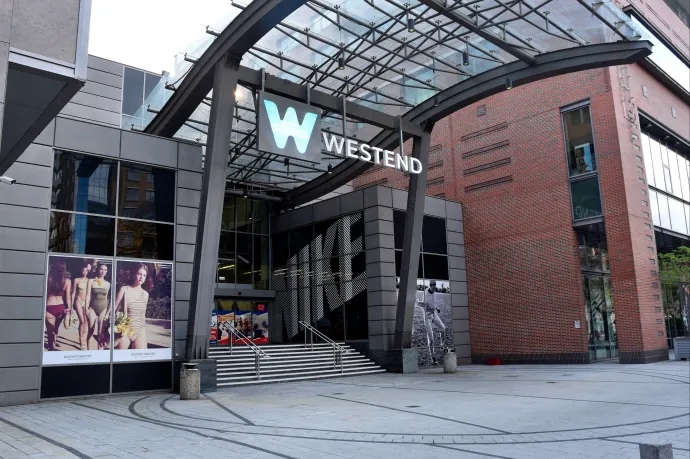 Lázár János egy éve elmagyarázta, miért volt hiba eladni a Westend területét. Most pont ugyanerre készülnek