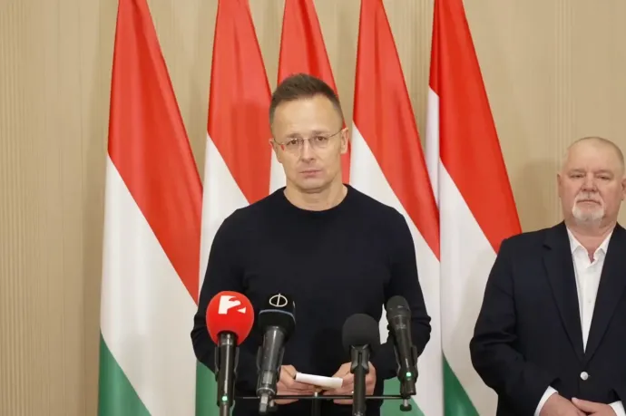 Szijjártó Péter: Magyarország blokkolja az Ukrajnának szánt 90 milliárd eurós hadikölcsönt