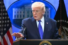 Trump válasza a vámjai megsemmisítésére: bejelentette egy új, 10 százalékos globális vám kivetését