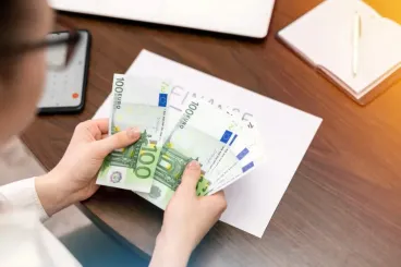 Megéri most eurót váltani forintról a nyaralásra?