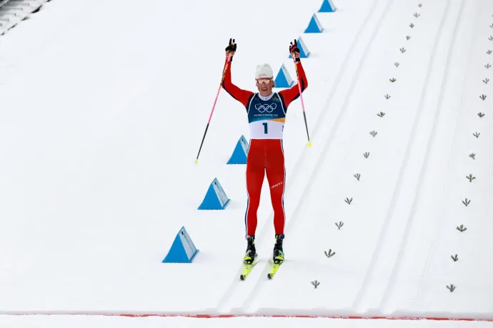 Klæbo legyőzhetetlen, a hatodik aranyérmét 50 kilométeren nyerte