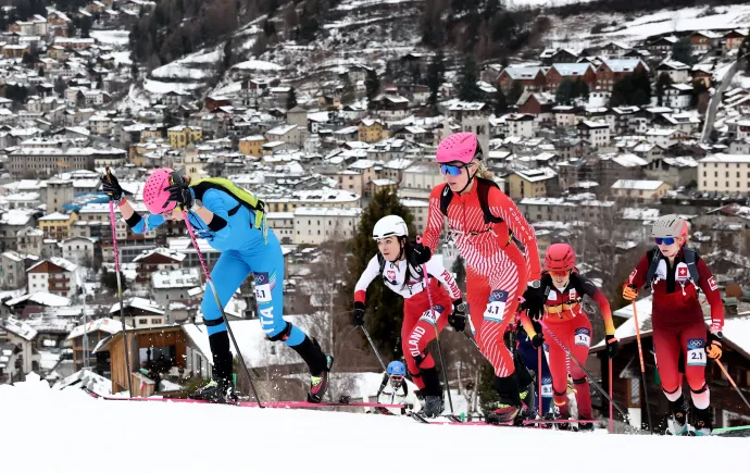 A síalpinizmus vegyes váltója – Fotó: Christian Hartmann / Reuters