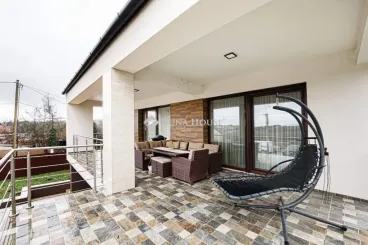 A Pincesoron túl: így lehet Etyeken igazán élni