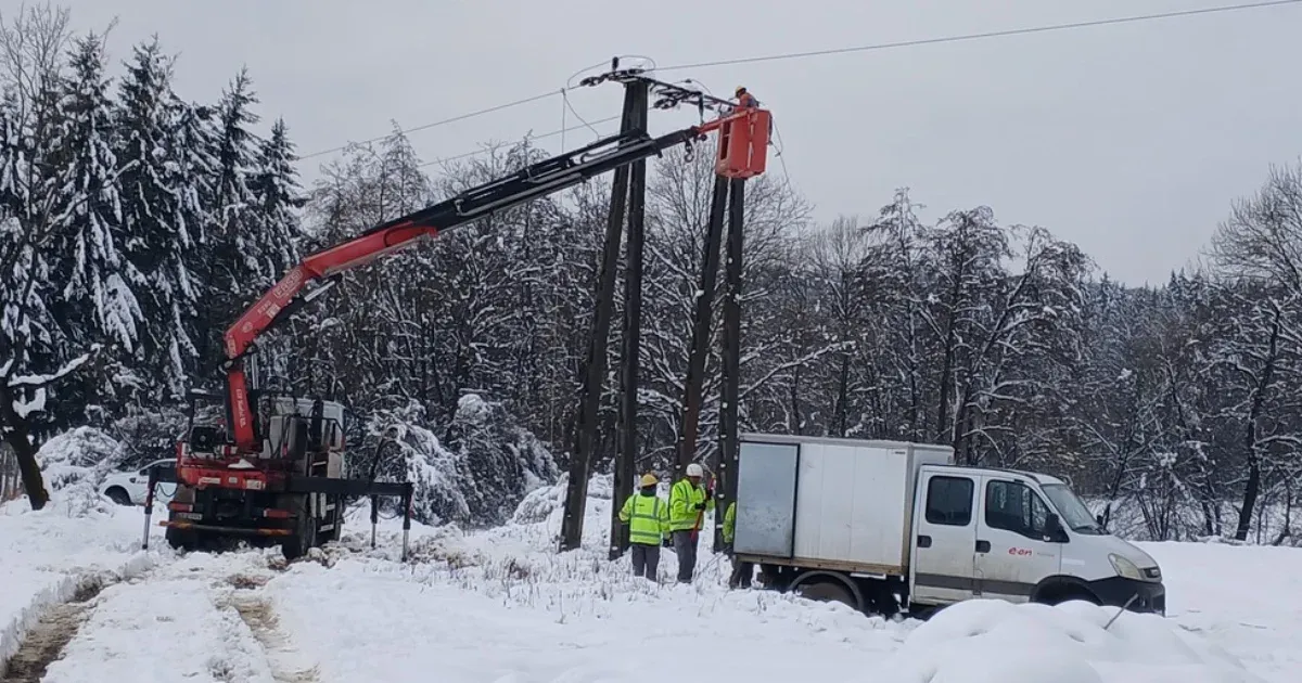 Megsemmisült a hálózat egy része az Őrségben, sok településen továbbra sincs áram