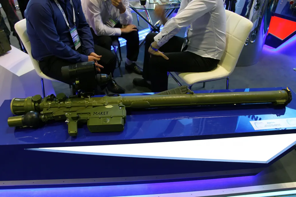 FT: Irán egy titkos megállapodás keretében vállról indítható rakétarendszereket vásárol az oroszoktól