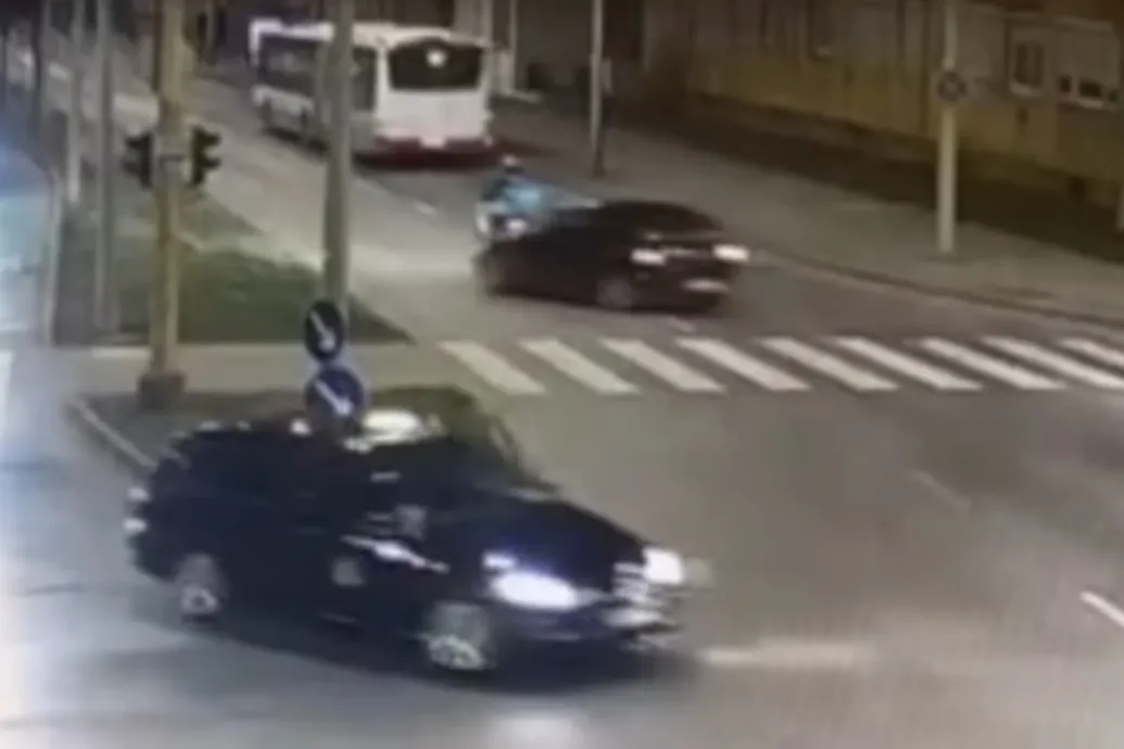 Ittasan motorost gázolt, megállás nélkül továbbhajtott az autós Székesfehérváron