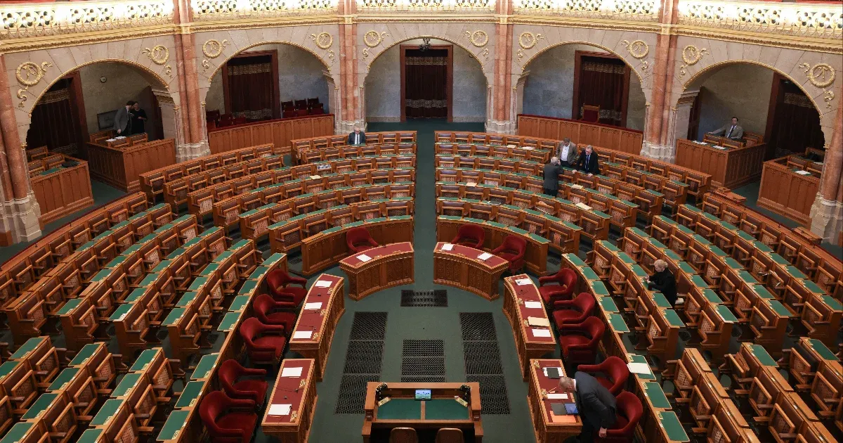 Utoljára szólal fel a parlamentben Orbán Viktor a választás előtt