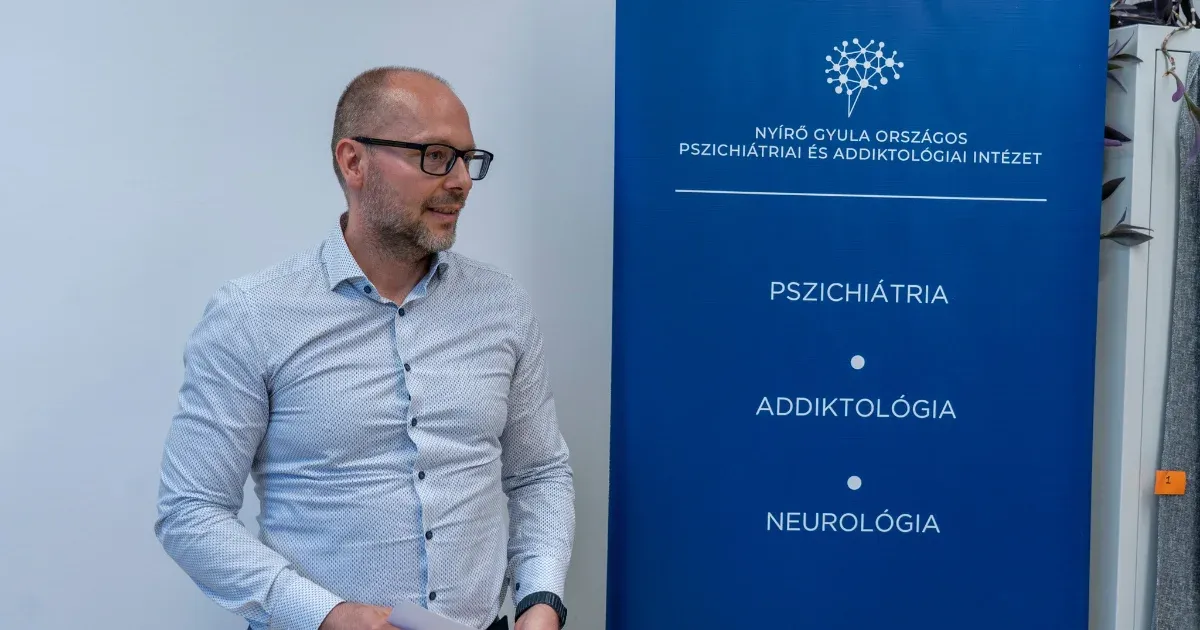 Már több mint ötszáz pszichiáter követeli, hogy rúgják ki Ézsi Robint a legfontosabb magyar pszichiátriai centrum éléről