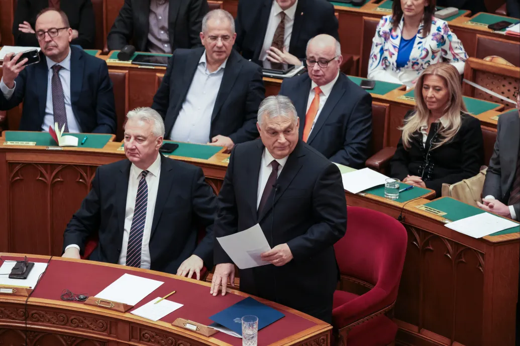 Nagyon helyes, hogy eltűnnek innen a parlamentből – Orbán Viktor az ellenzéknek