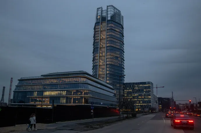 Előbb hazament az életveszélyes sérüléseivel a Virtu étteremben megkéselt férfi, majd kórházba vitték, innen értesítették a rendőröket