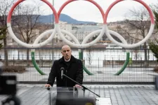 A Bayern edzője szerint a fekete futballisták nem kapnak támogatást Magyarországon, Schmidt Ádám valótlan híresztelésről beszélt