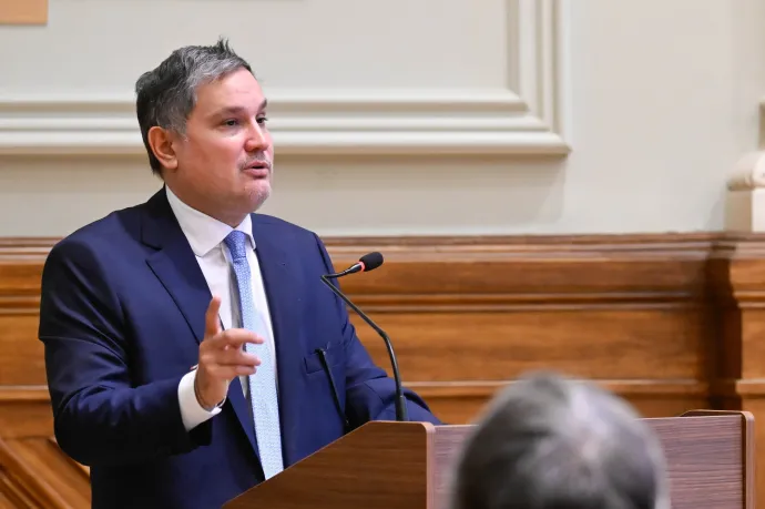 Facebook-posztban tartott Nagy Márton közgázórát arról, miért maradjon csak öt nagy bank