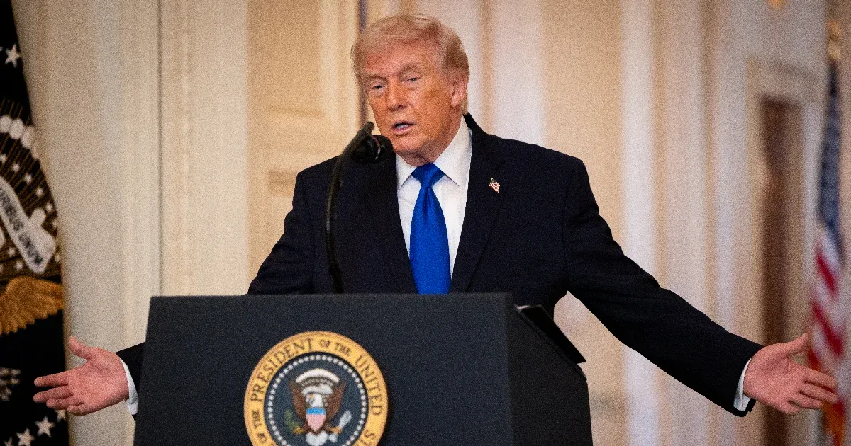 Trump meggondolta magát, a pár napja ígértnél alacsonyabb globális vámok léptek életbe