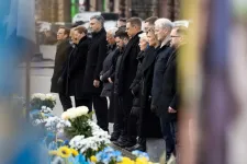 Ursula von der Leyen Kijevbe érkezett az orosz–ukrán háború negyedik évfordulójára