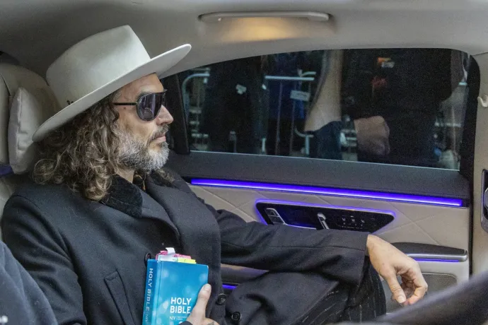 Újabb, nemi erőszakról és zaklatásról szóló vádpontokban vallotta magát ártatlannak Russell Brand