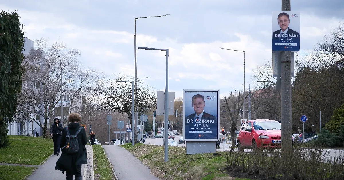 Parlamentből vezényelt lejáratásról írt Jámbor András, a pécsi fideszes jelölt szerint mindennek az ellenkezője az igaz