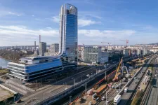 Letartóztatják a Mol-torony éttermében késelő férfit