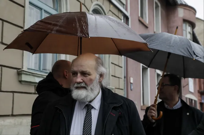 Újra van áram az Iványi Gábor-féle békásmegyeri parókián