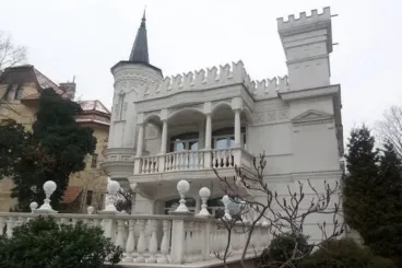 Milliárdos álom vagy aranybánya? Kik és miért vásárolnak ma kastélyt Magyarországon?