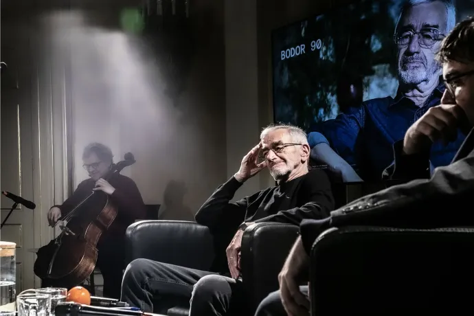 A 90 éves Bodor Ádám mindenkit megnevettetett a születésnapi könyvbemutatón