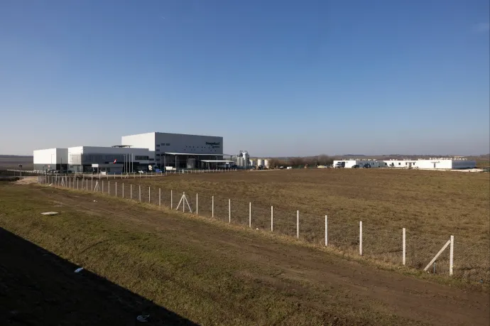 24.hu: Már 2024-ben tudott róla a hatóság, hogy a sóskúti oldószerüzemnél extrém sok NMP került a talajvízbe