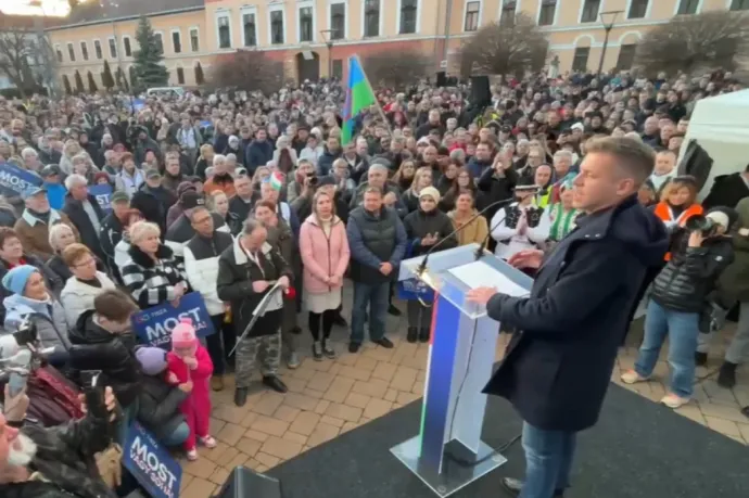 Magyar Péter: Nehogy véletlenül berepüljön egy drón, nehogy legyen egy önmerénylet!