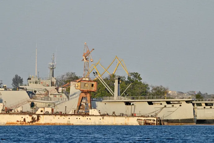 Molotov-koktél a fedélzeten, tűzpárpaj a vizen: Kuba terrorizmussal vádolja egy amerikai csónak legénységét