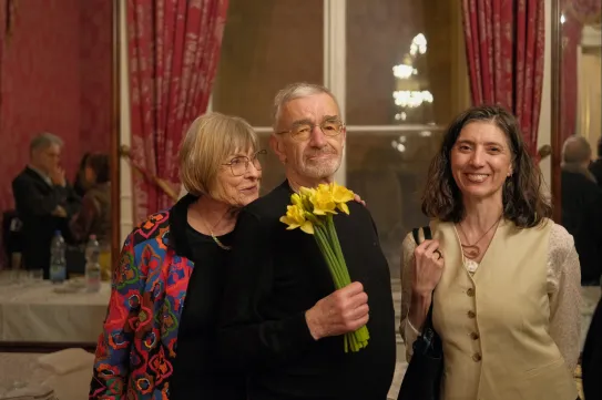 Behavazott lábnyomok és 90 év – Bodor Ádámot ünnepelték a Petőfi Irodalmi Múzeumban