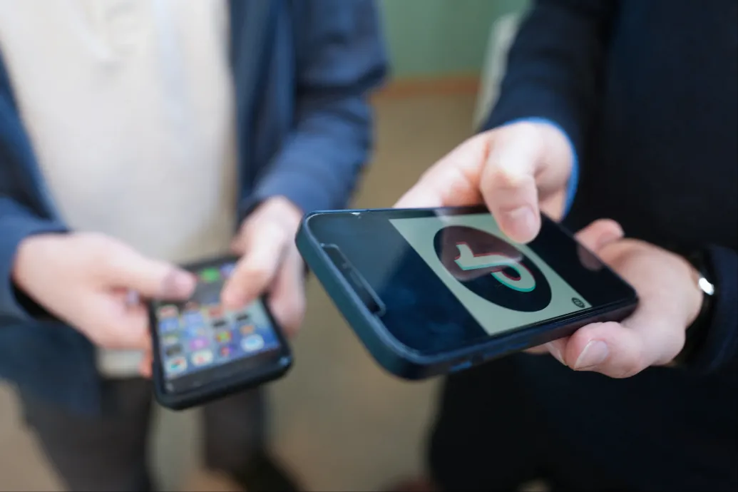 A TikTok egy Választási Központot indít, hogy ne tudják manipulálni a felhasználóit