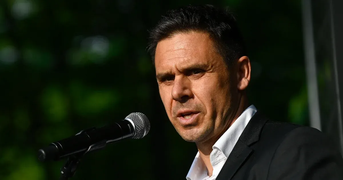 Beteget jelentett Göd polgármestere a testületi ülés előtt